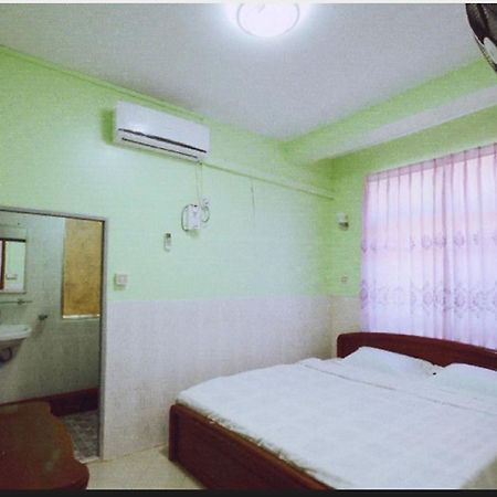 Saw Nyein San Guest House Nyaung-U Buitenkant foto
