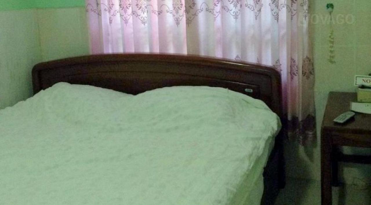 Saw Nyein San Guest House Nyaung-U Buitenkant foto