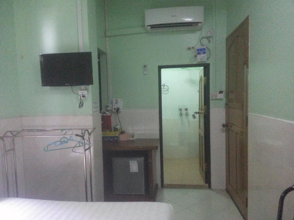 Saw Nyein San Guest House Nyaung-U Buitenkant foto