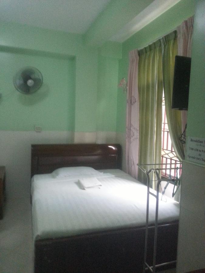 Saw Nyein San Guest House Nyaung-U Buitenkant foto