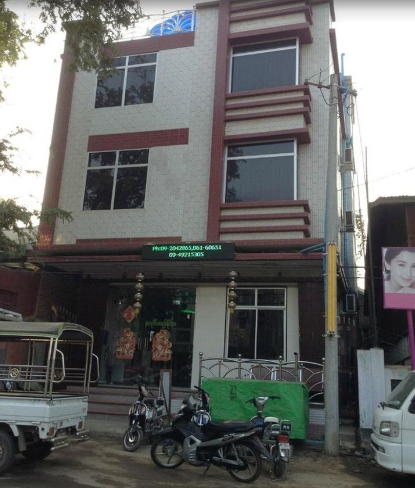 Saw Nyein San Guest House Nyaung-U Buitenkant foto