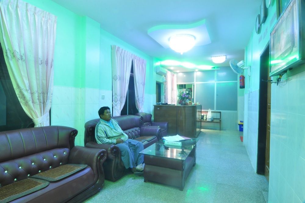 Saw Nyein San Guest House Nyaung-U Buitenkant foto